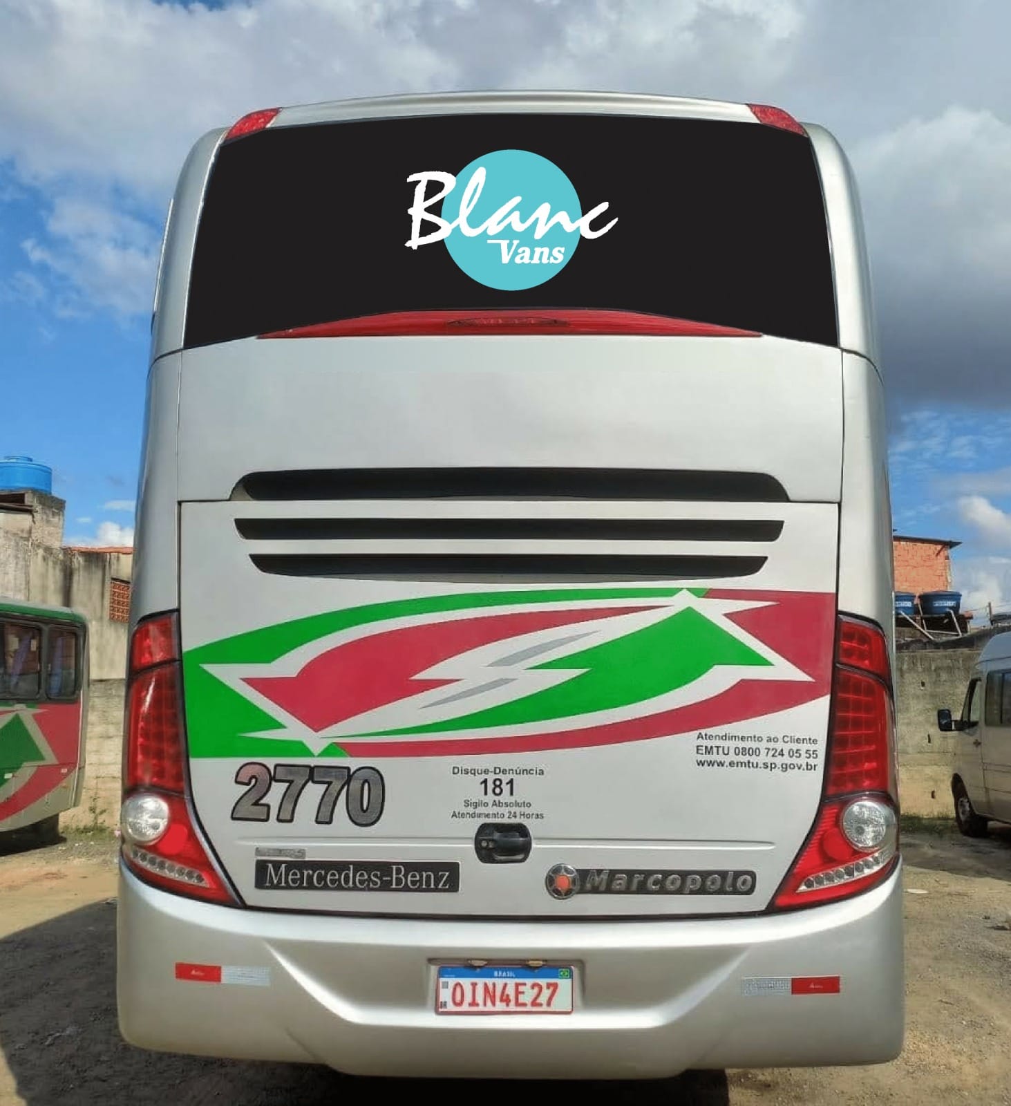 Traseira de ônibus