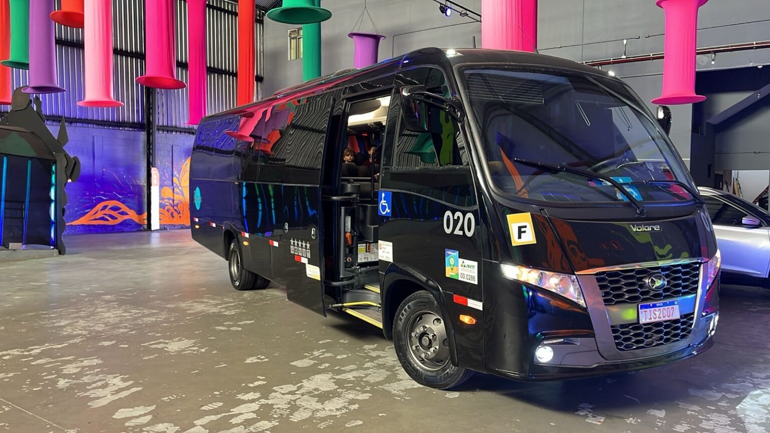 ônibus parado